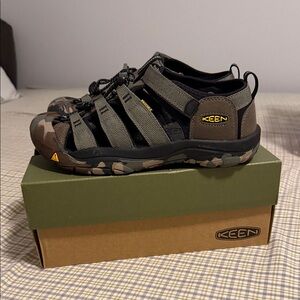 Keen Boys Olive Camo Closed-Toe Sandals
